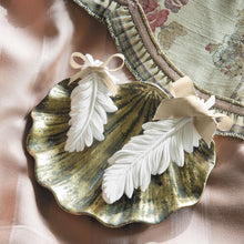 Charger l'image dans la galerie, Décor parfumé à offrir Plume - MATHILDE M