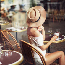 Charger l'image dans la galerie, Epilation Définitive Lumière Pulsée à Beauvais dans l'Oise - résultats dès la 1er séance