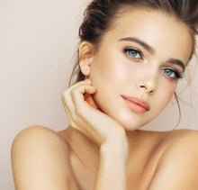 Charger l'image dans la galerie, Stimulation Collagénique à la lumière pulsée - Photo Rajeunissement - Beauvais dans l'Oise