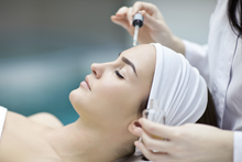 Charger l'image dans la galerie, Soin visage phyto-aromatique YonKa Beauvais