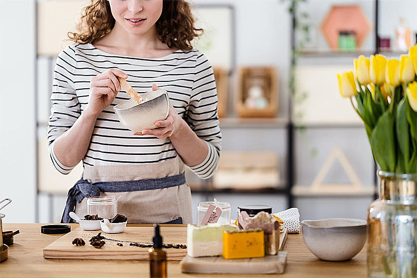 COSMÉTIQUES : LE « DO IT YOURSELF » N’EST PAS SANS DANGER