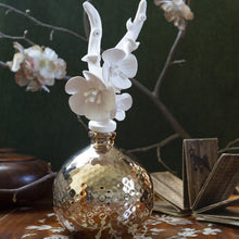 Charger l&#39;image dans la galerie, DIFFUSEUR parfum d&#39;ambiance MATHILDE M - senteur fleur de thé
