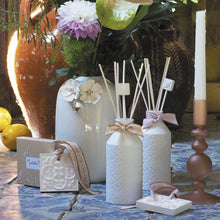 Charger l&#39;image dans la galerie, BOUGIE ESCALE A SINTRA - MATHILDE M - 190g
