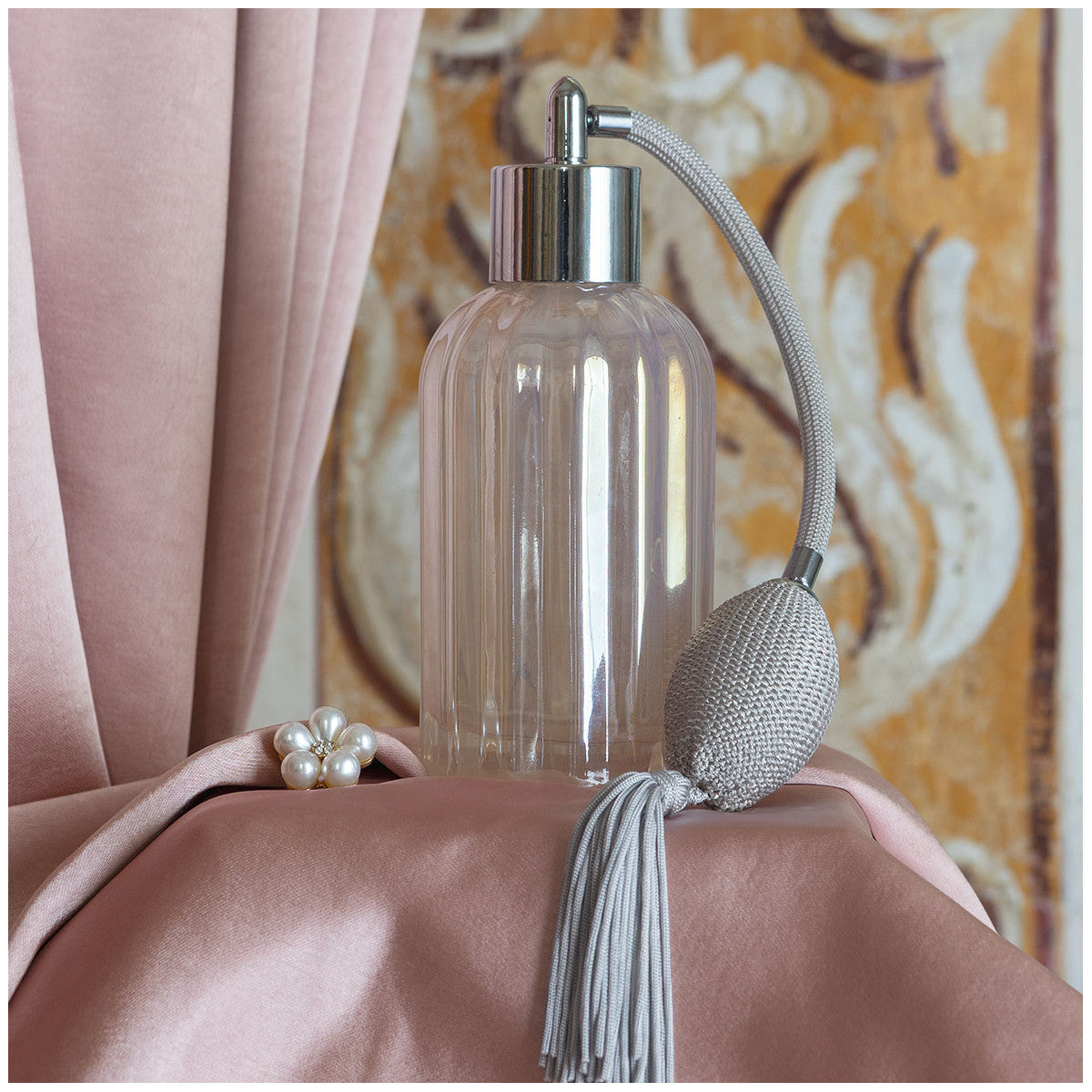 Diffuseur à poire Rose Élixir Mathilde M en décor rose poudré