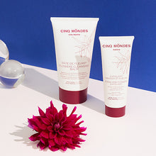 Charger l&#39;image dans la galerie, Exfoliant Graines et Fleurs - CINQ MONDES - Rituel de Bali Indonésie 60 ml
